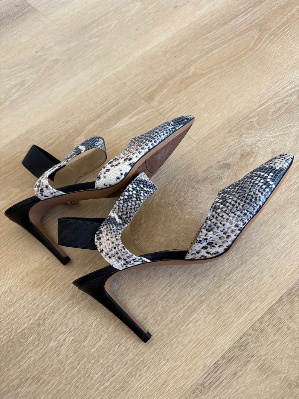 Franco Sarto Navy Snake-Print Pointed Slingback Heels - Picture 3 of 5
